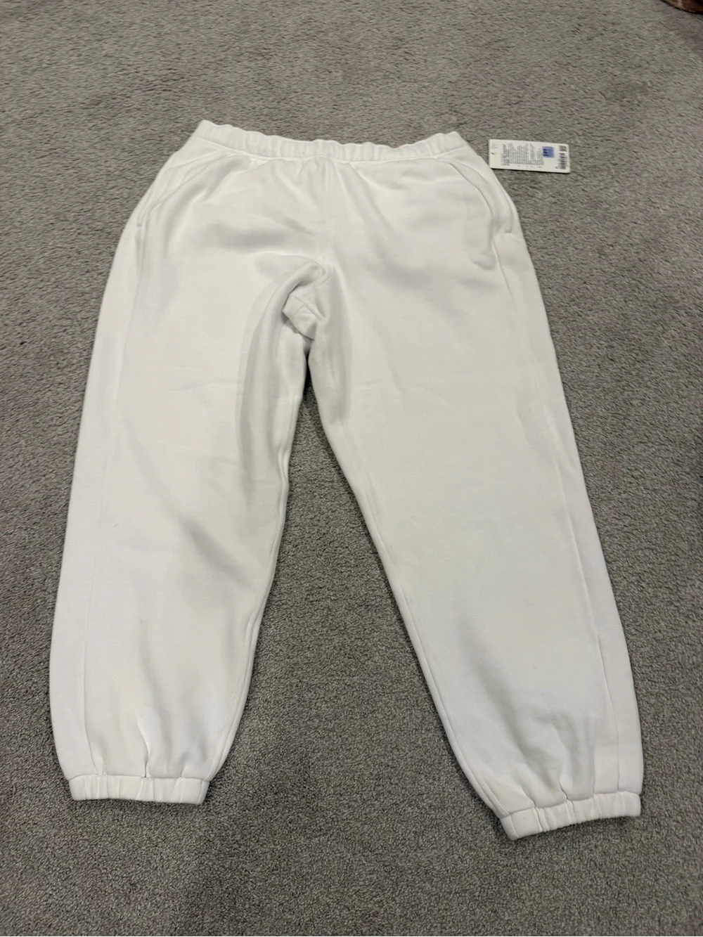 Lululemon NWT Scuba Mid-Rise Oversized Jogger *Regular White Size XL